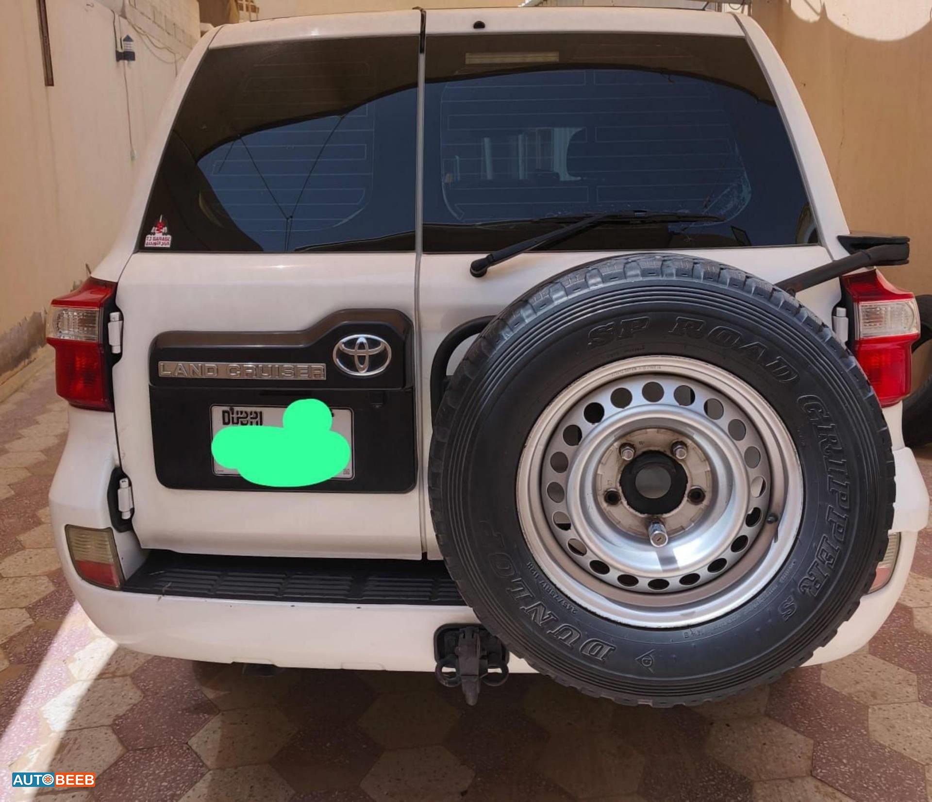 Toyota Land Cruiser 2014