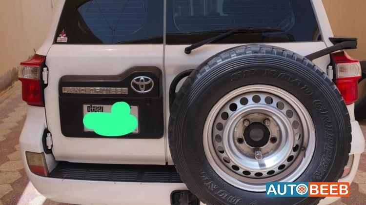 Toyota Land Cruiser 2014