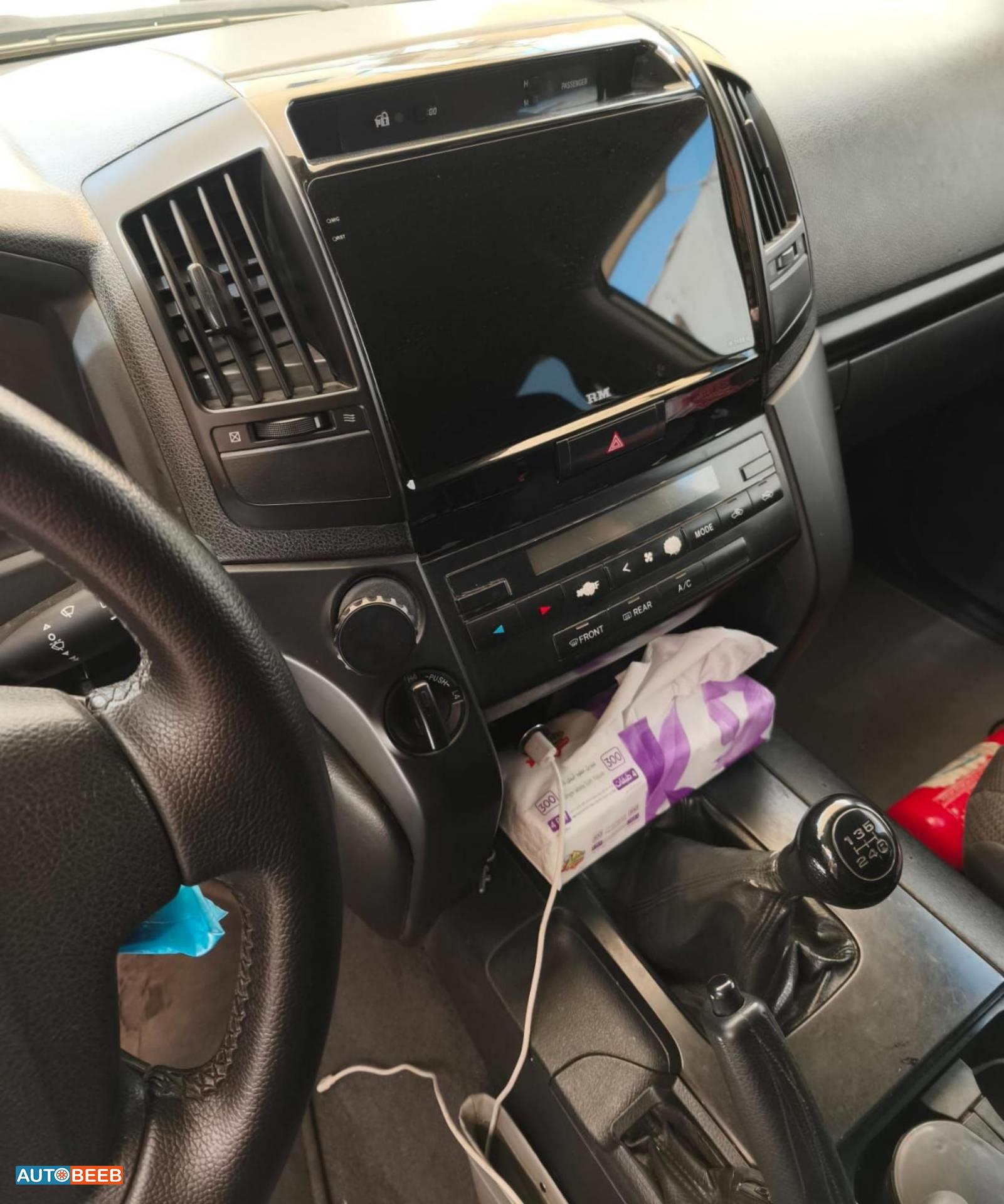 Toyota Land Cruiser 2014