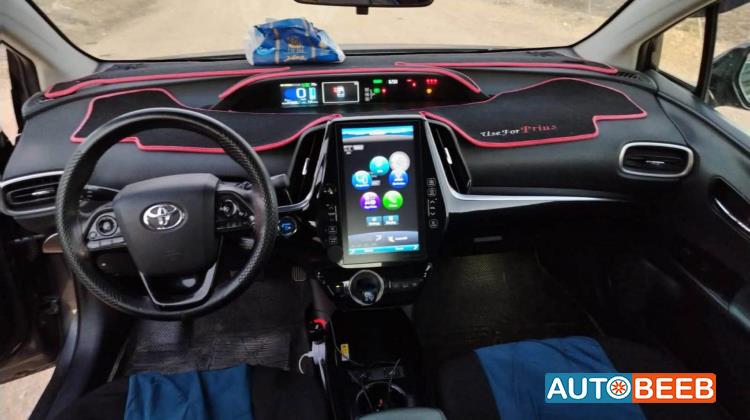 Toyota Prius 2020