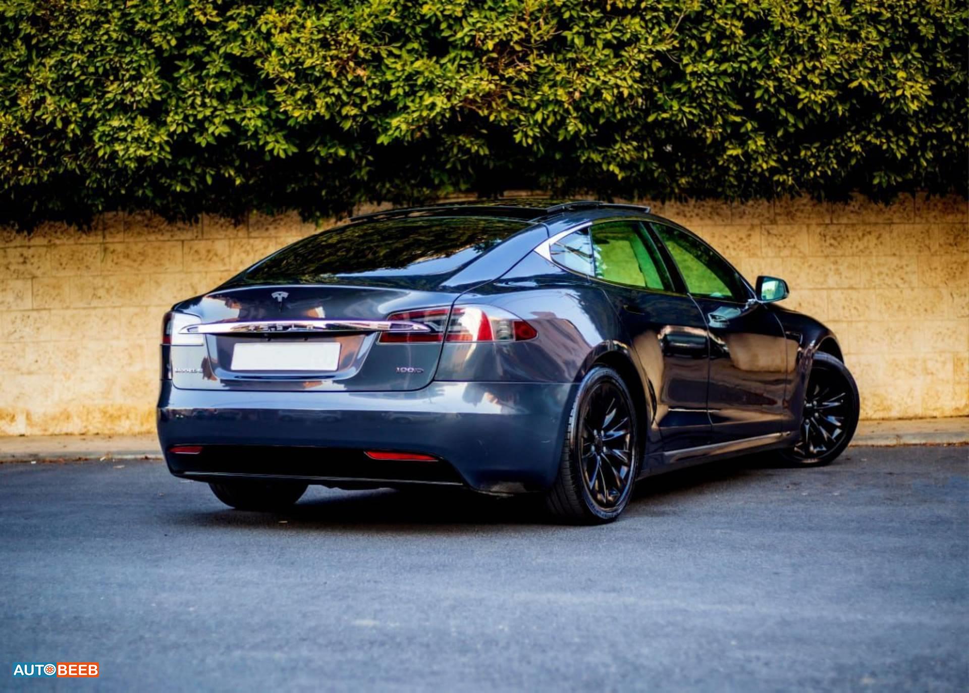 Tesla S 2017