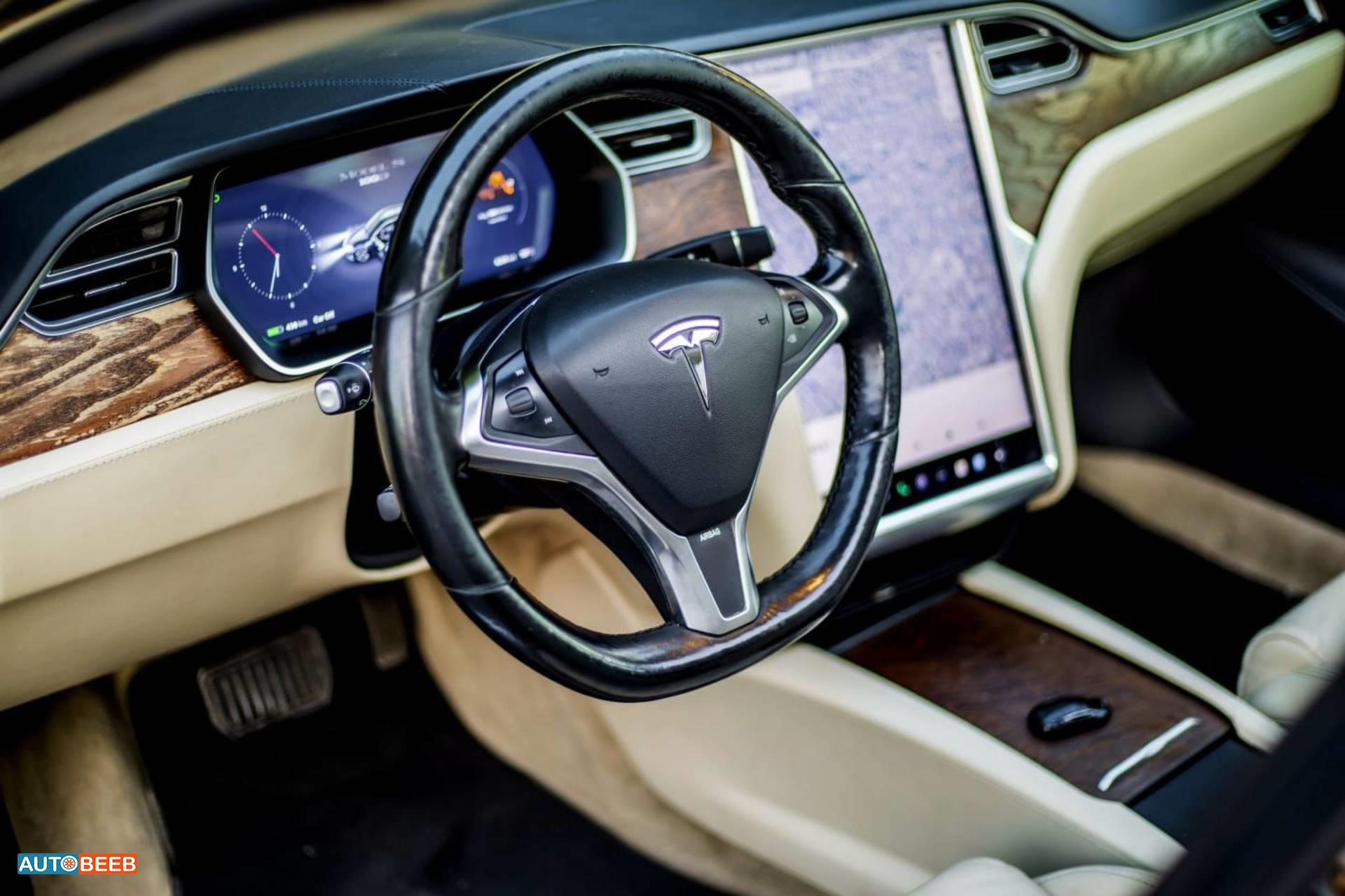 Tesla S 2017