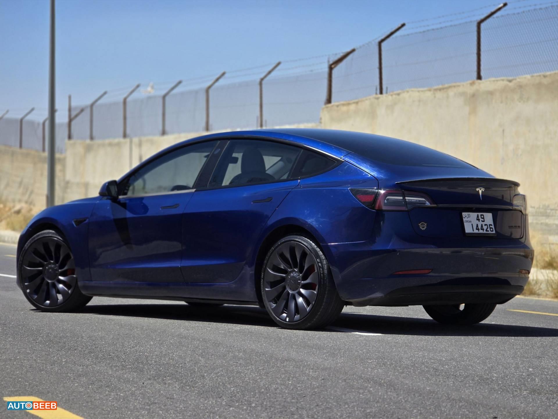 Tesla 3 2023
