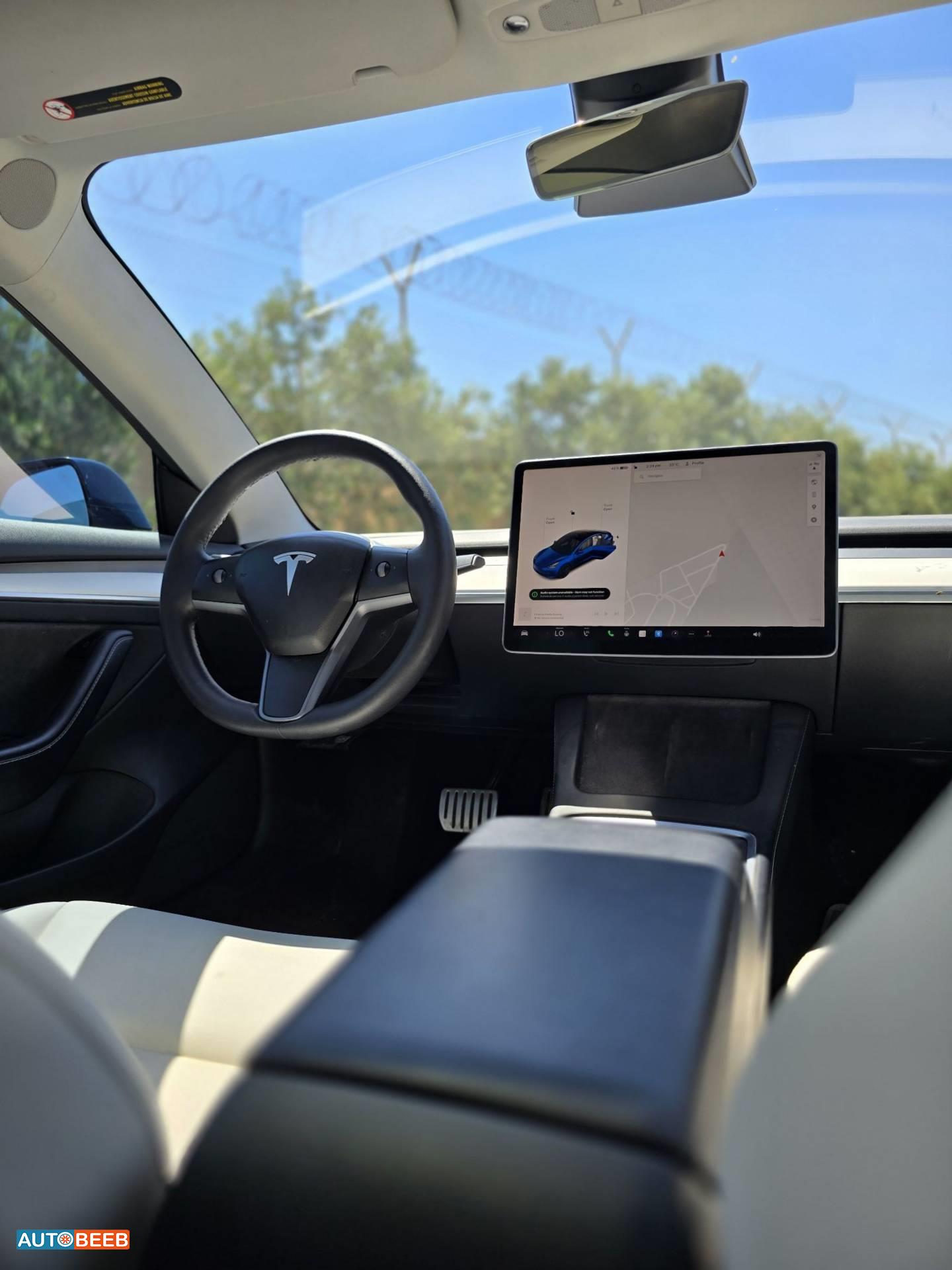 Tesla 3 2023