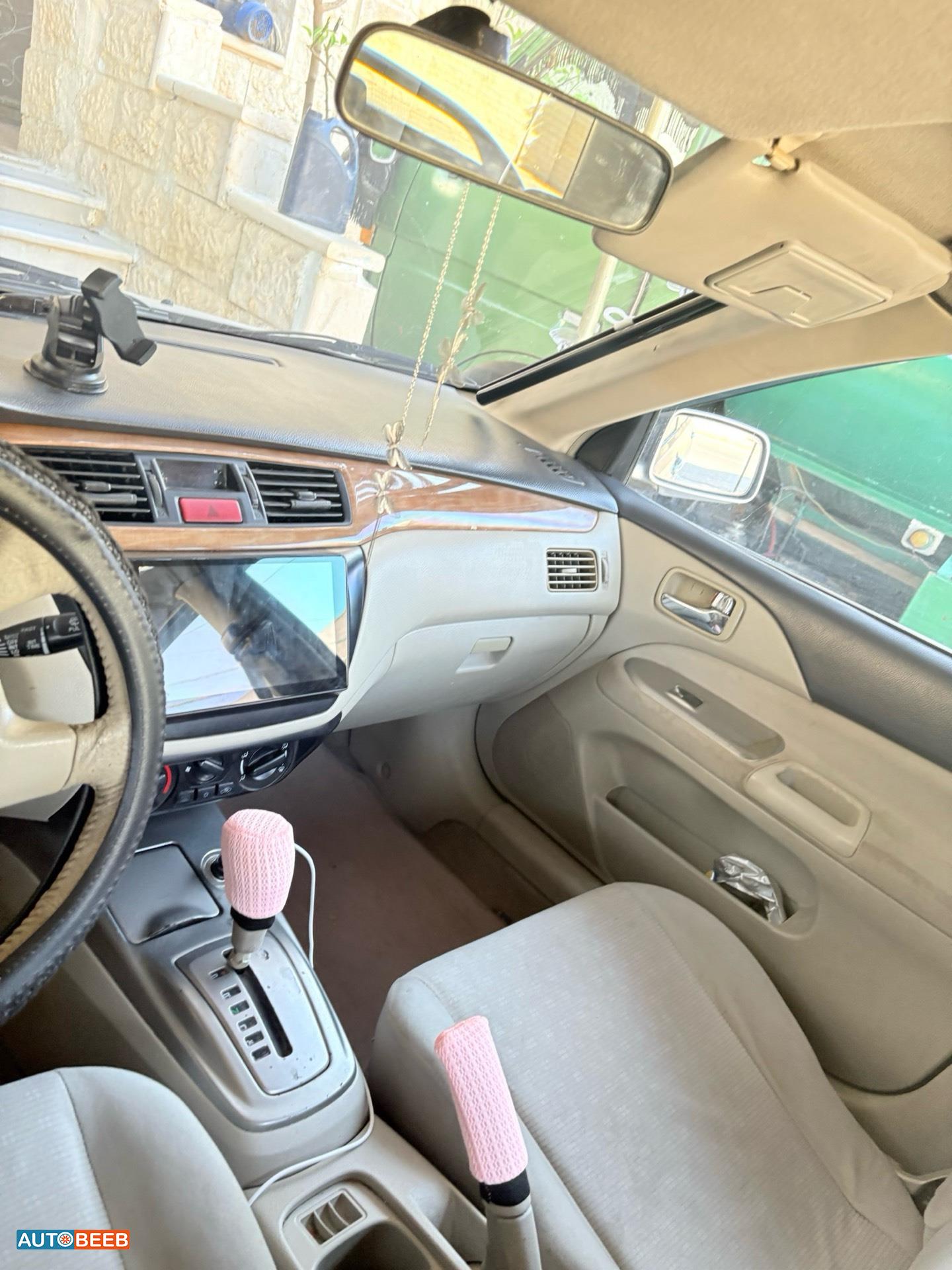 Mitsubishi Lancer 2005