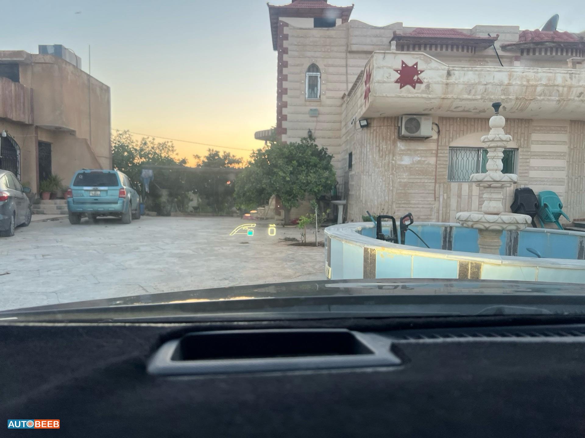 تويوتا بريوس 2017