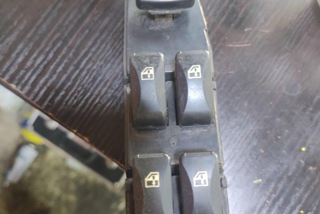 Cabin  Control buttons KIA Sephia
