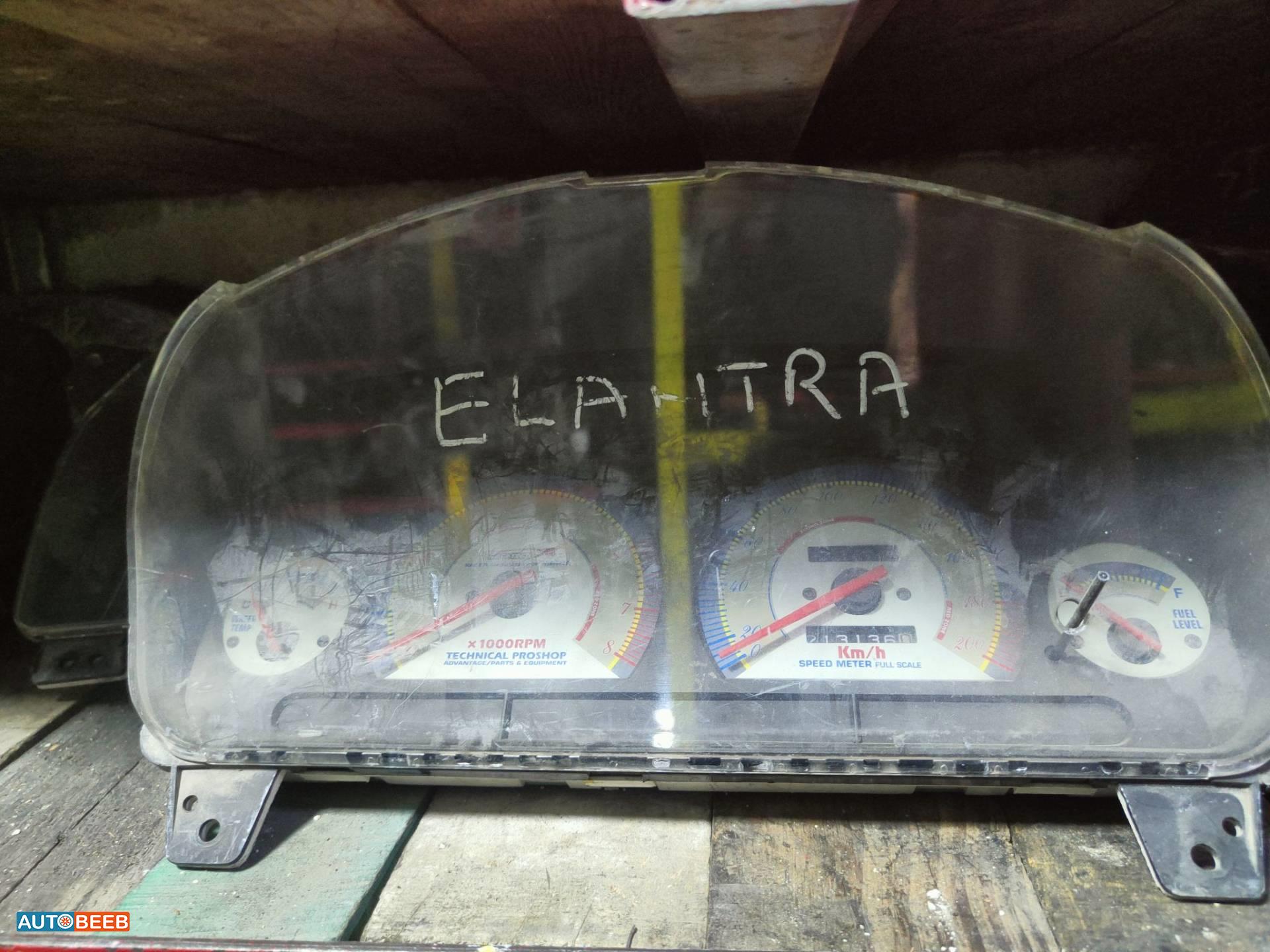 Cabin  Dashboard Hyundai Elantra