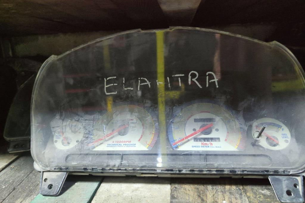 Cabin  Dashboard Hyundai Elantra