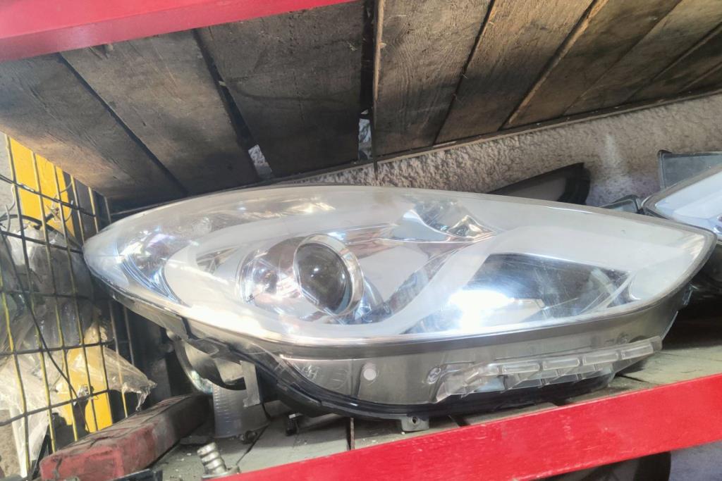 Lights Front light Hyundai Sonata
