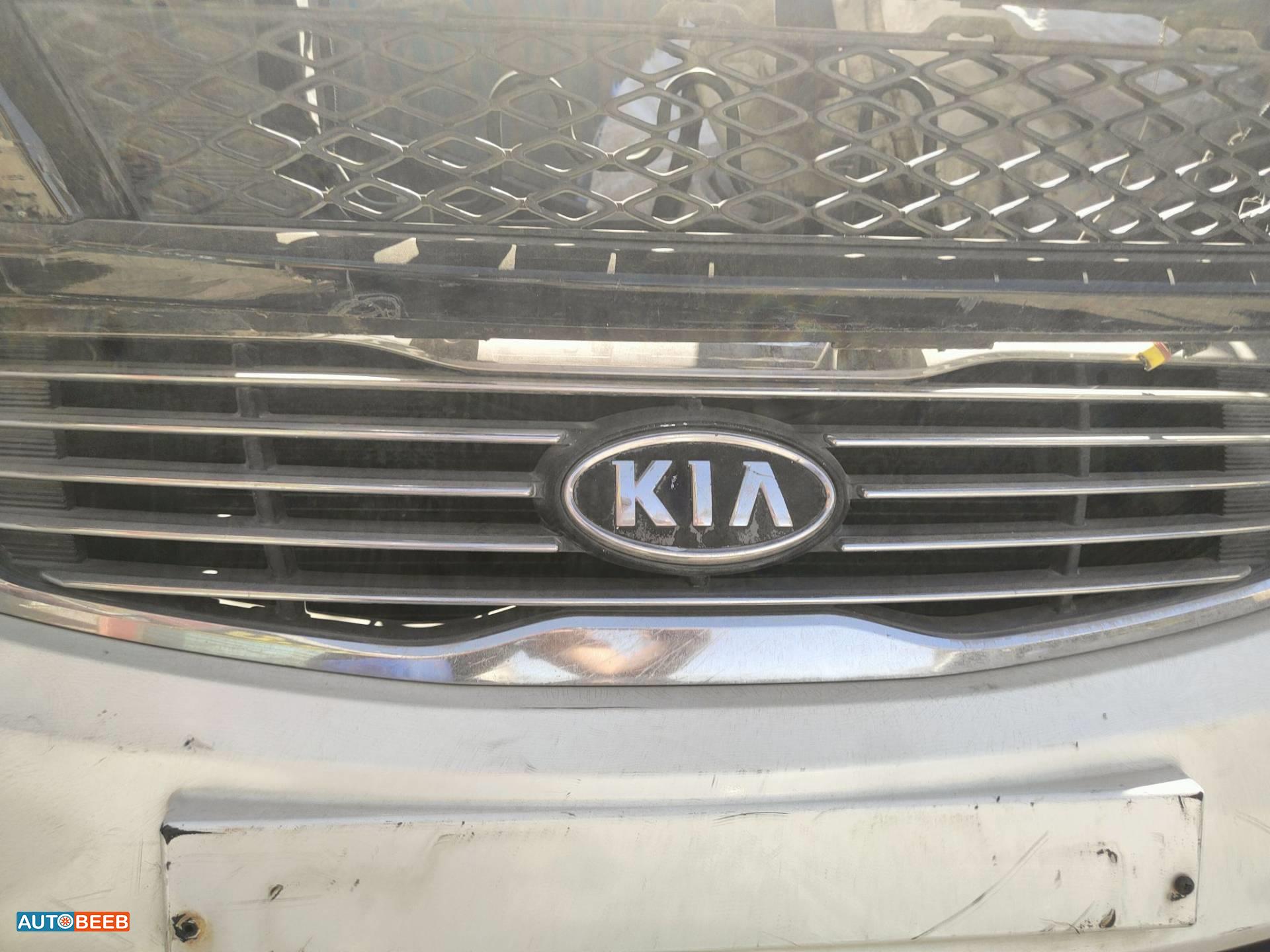 Body  Grilles KIA Lotze