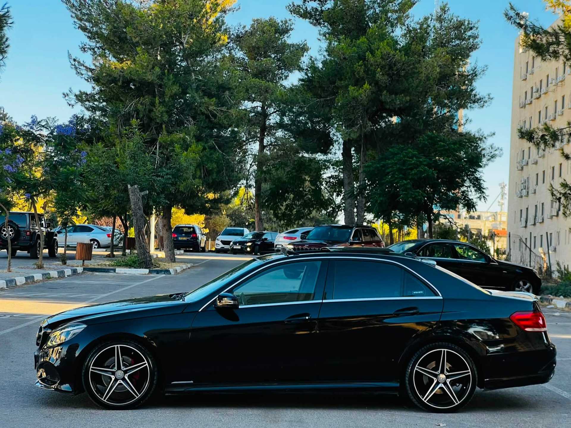 Mercedes Benz E200 2015