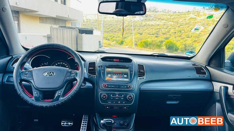 كيا سورينتو 2014