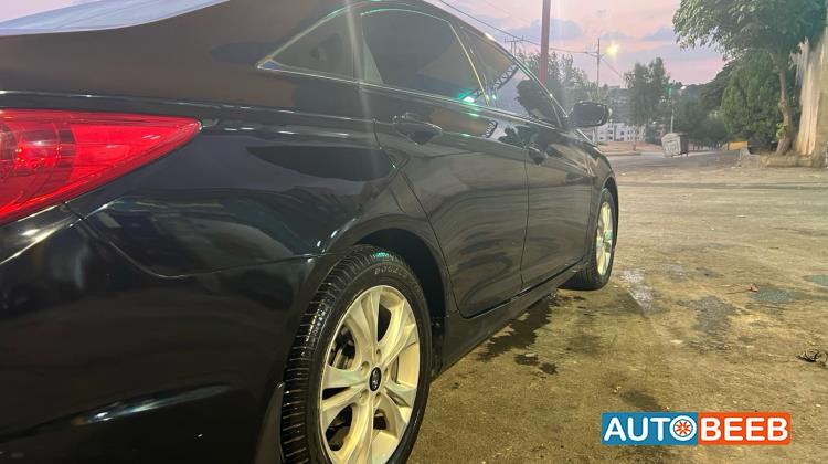 Hyundai Sonata 2013