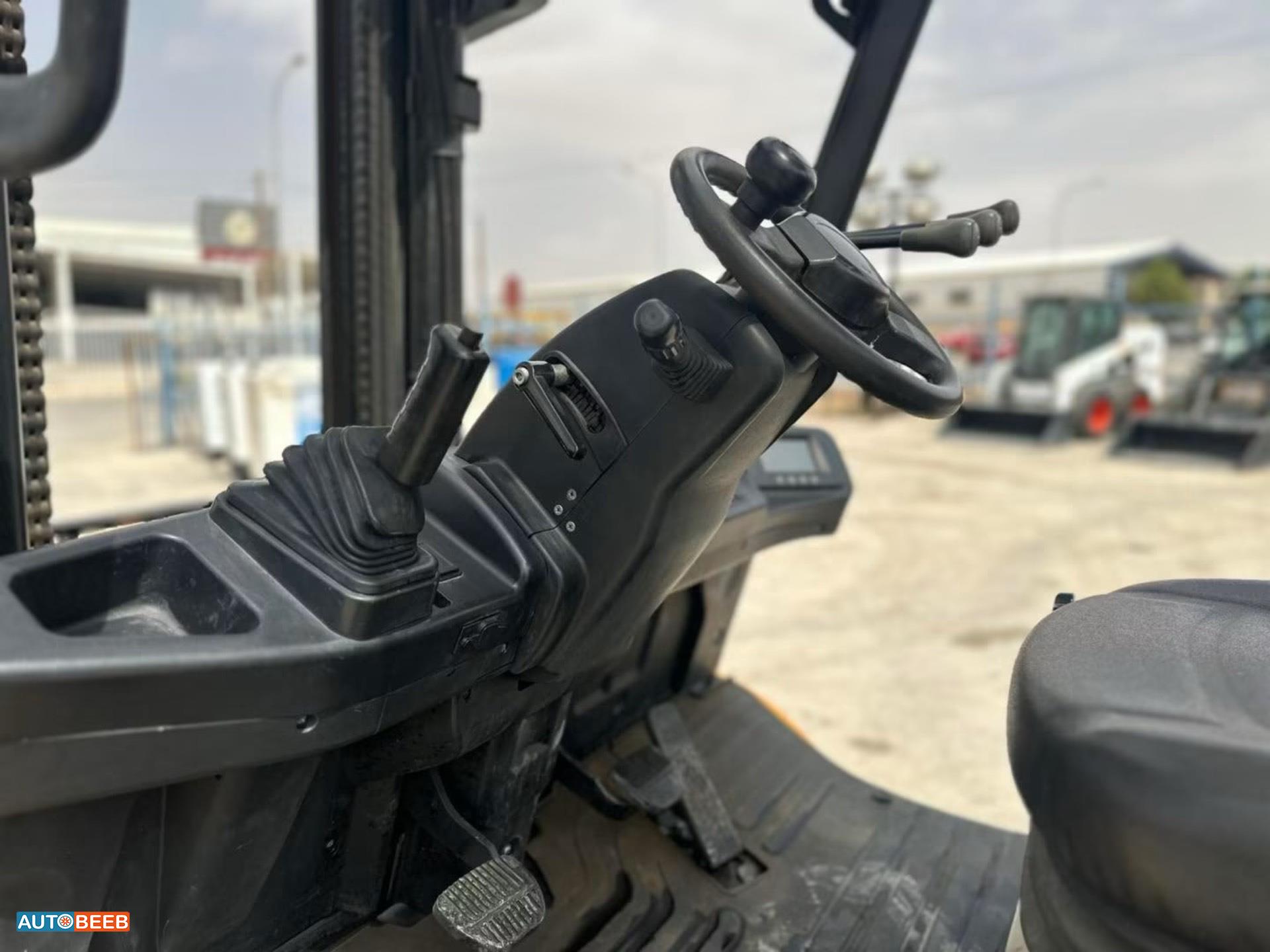 رافعة شوكية هيلي 2023