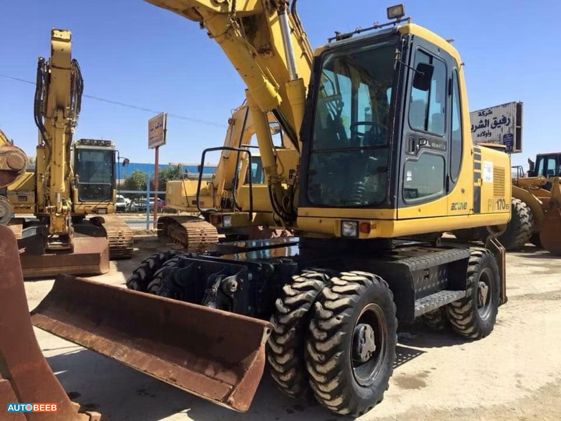 Tracked Excavator Komatsu 2001