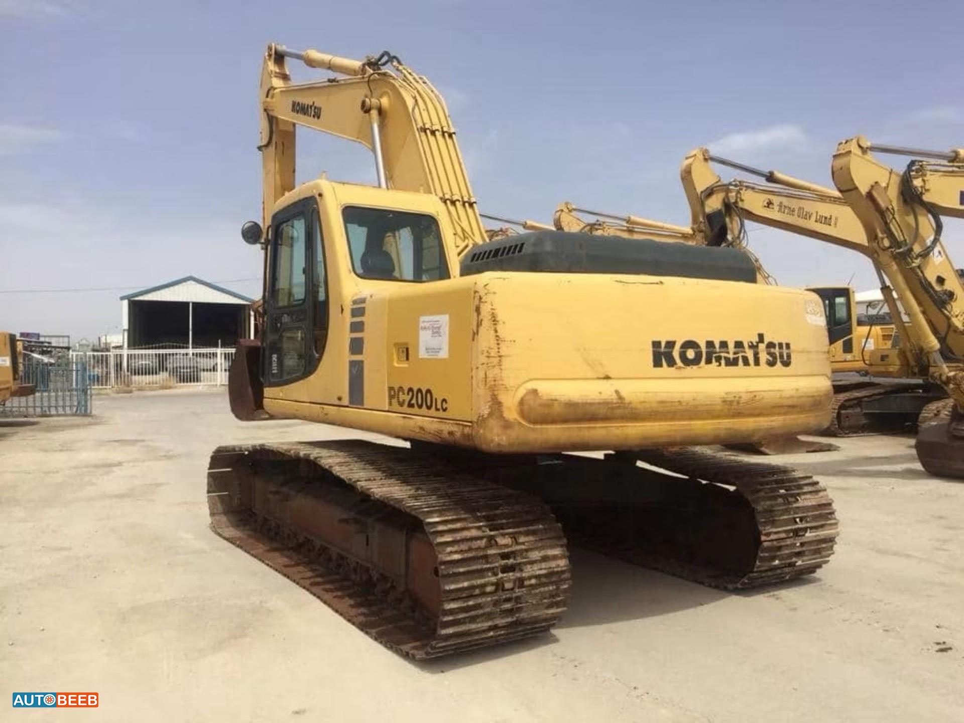 Tracked Excavator Komatsu 2001