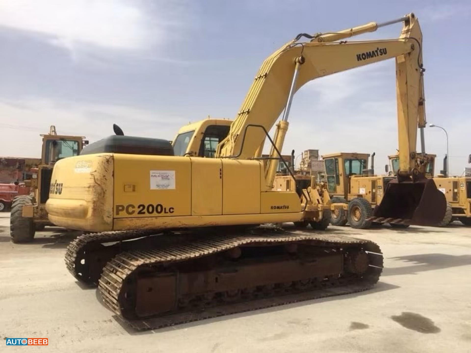 Tracked Excavator Komatsu 2001