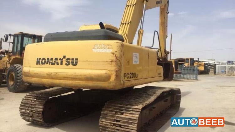 Tracked Excavator Komatsu 2001
