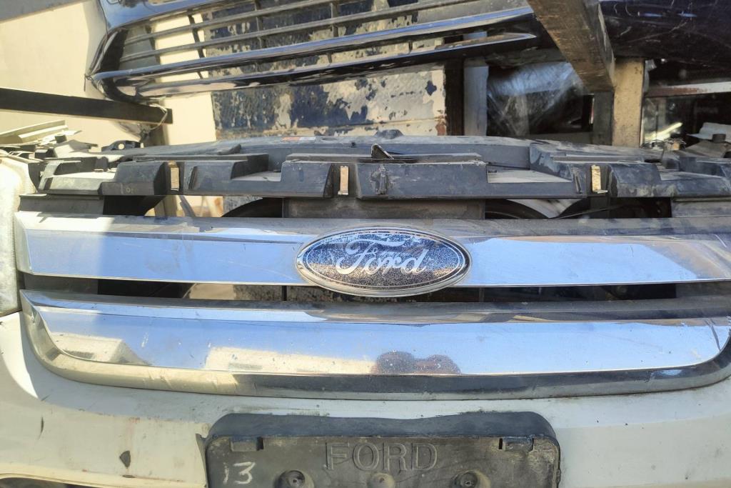 Body  Grilles Ford Fusion