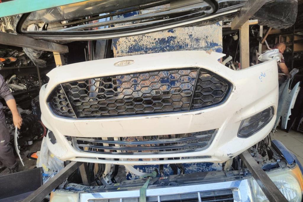 Body  Bumper Ford Fusion