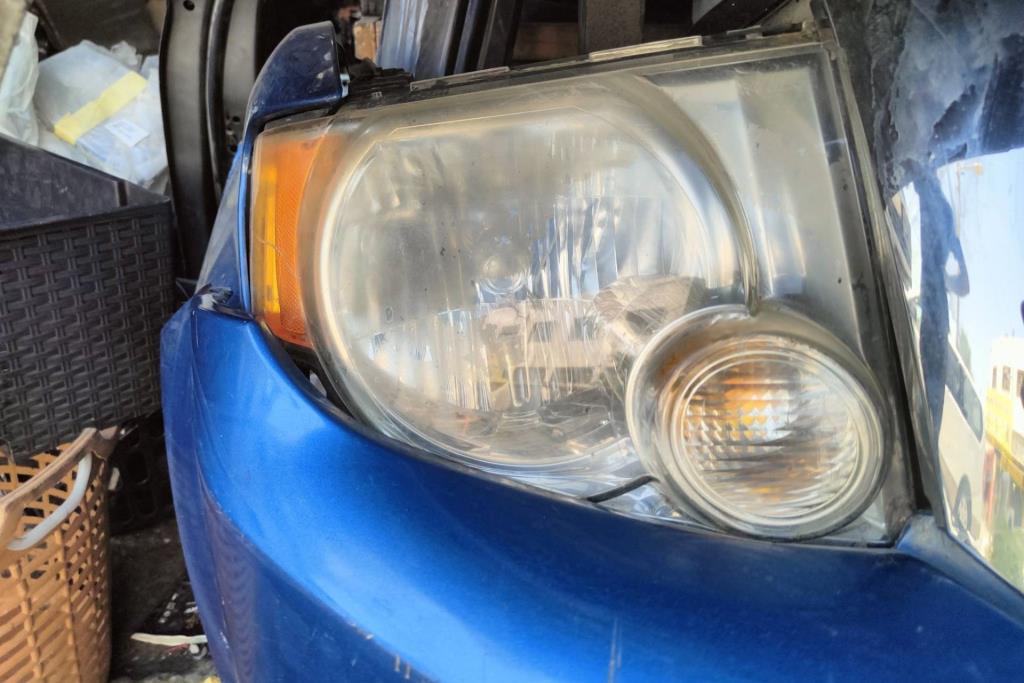 Lights Front light Ford Escape