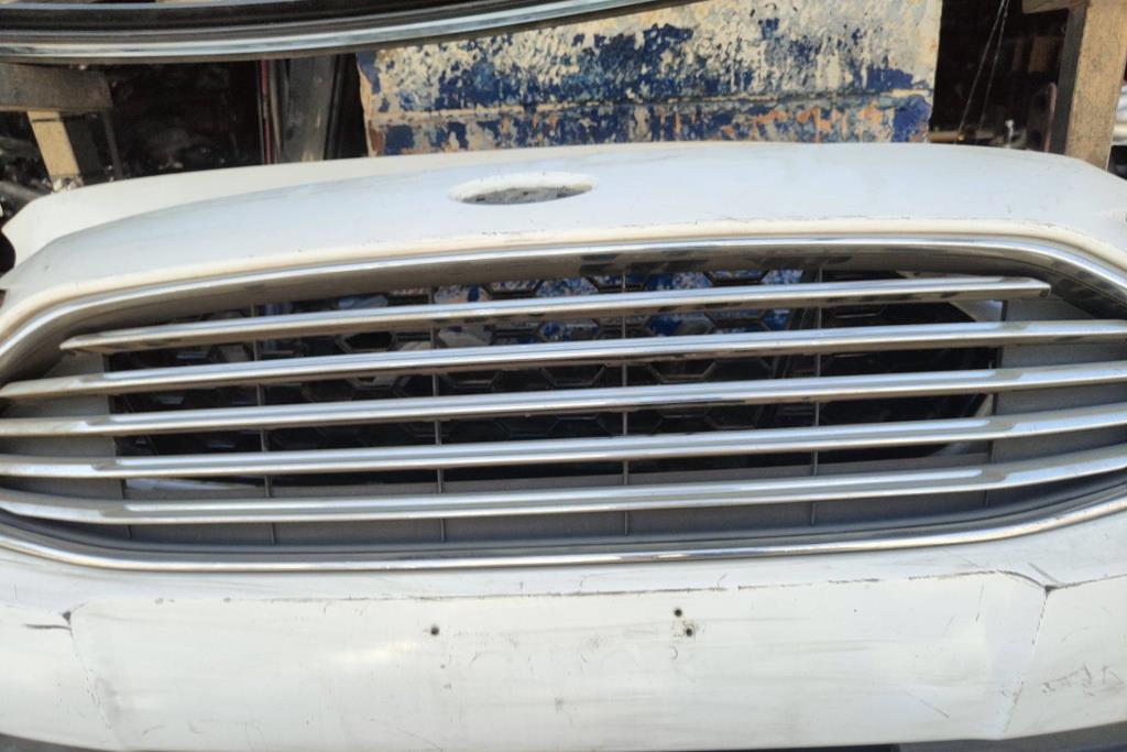 Body  Grilles Ford Fusion