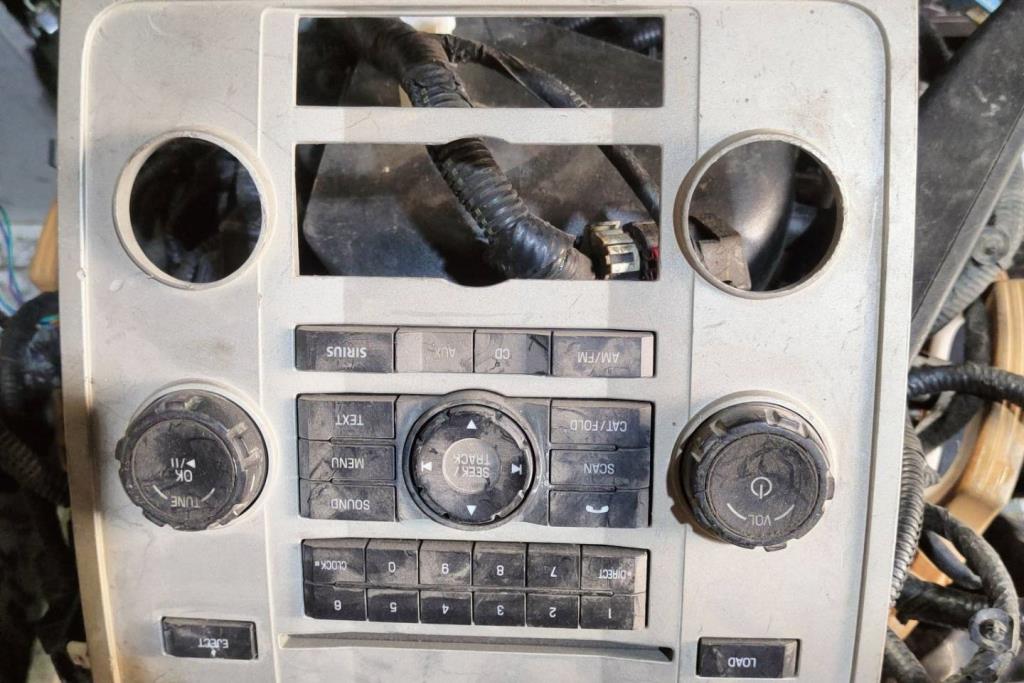 Cabin  Control buttons Ford Escape