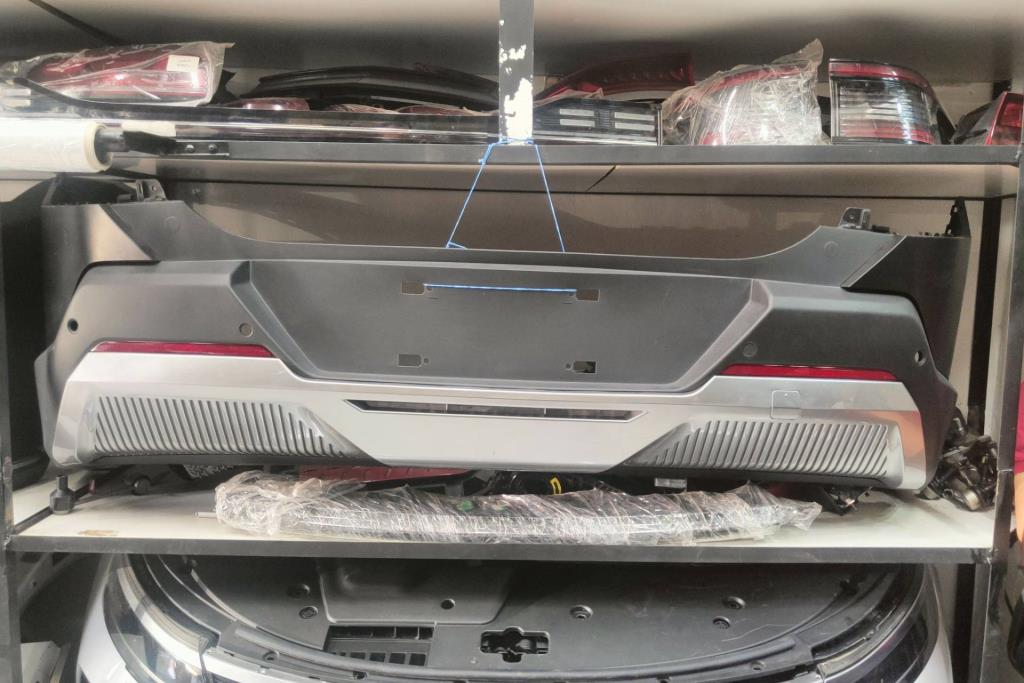 طمبون خلفي كيا Ev5 2023 2024