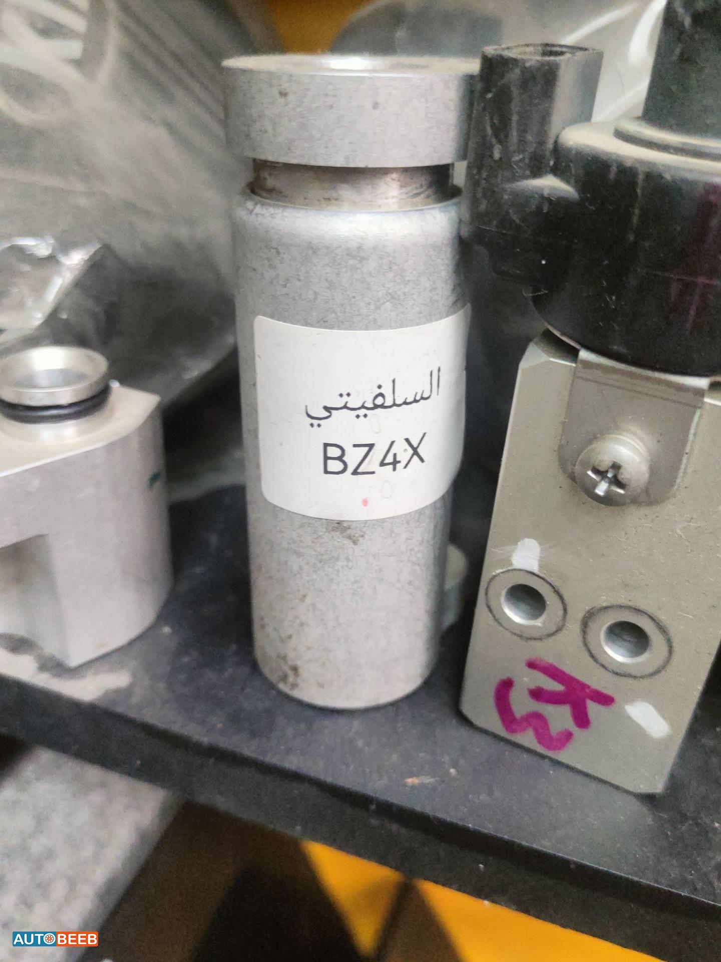نشافة مكيف تويوتا bz4x 2022 2023 2024