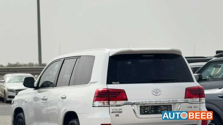 تويوتا لاندكروزر 2020