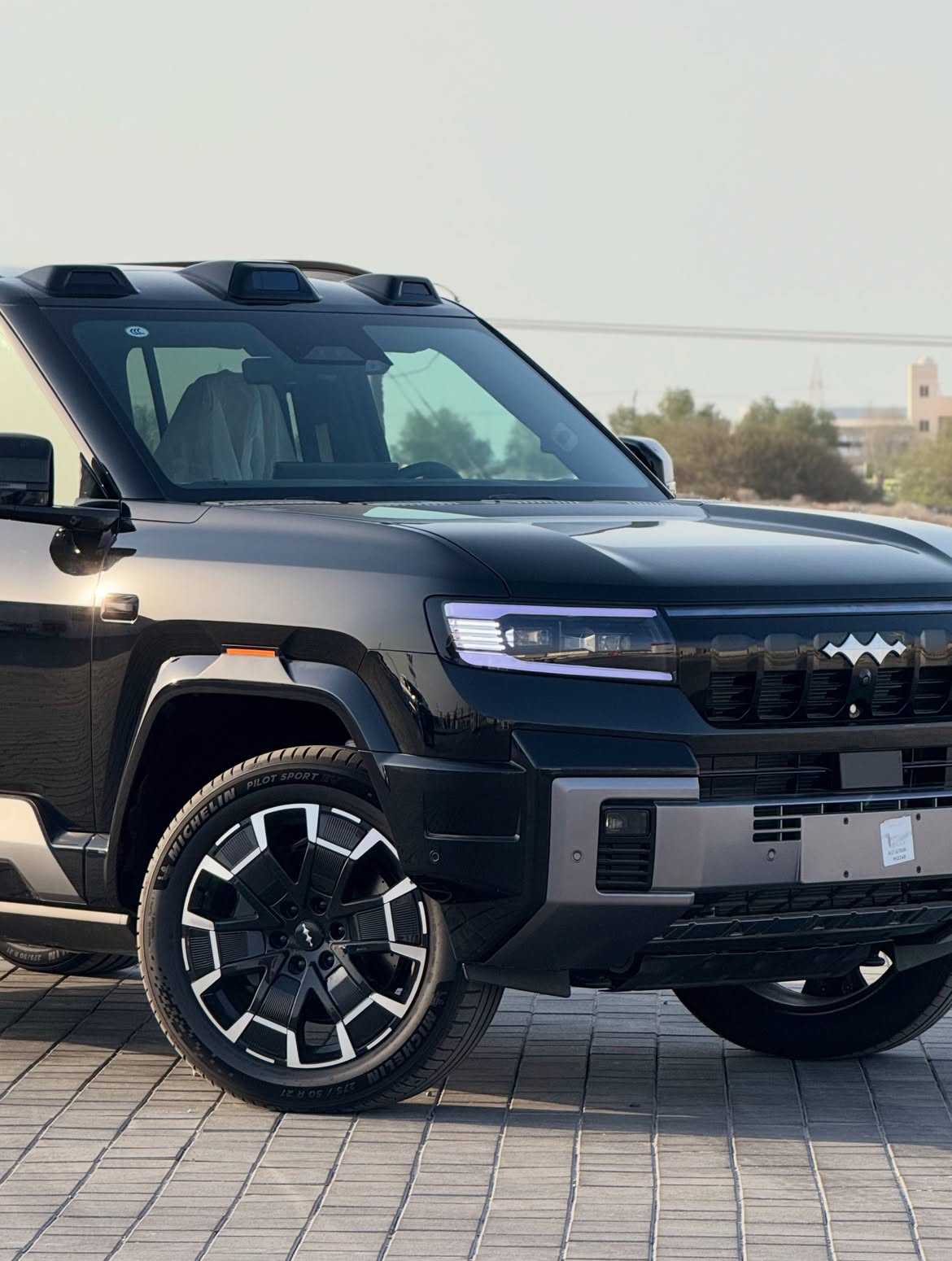 بي واي دي ليوبارد 8 2025