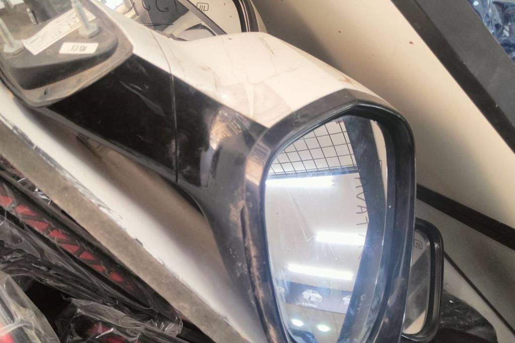 Body  Wing Mirror Avatr Model 11