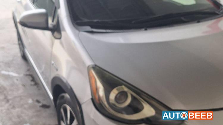 Toyota Prius C 2018