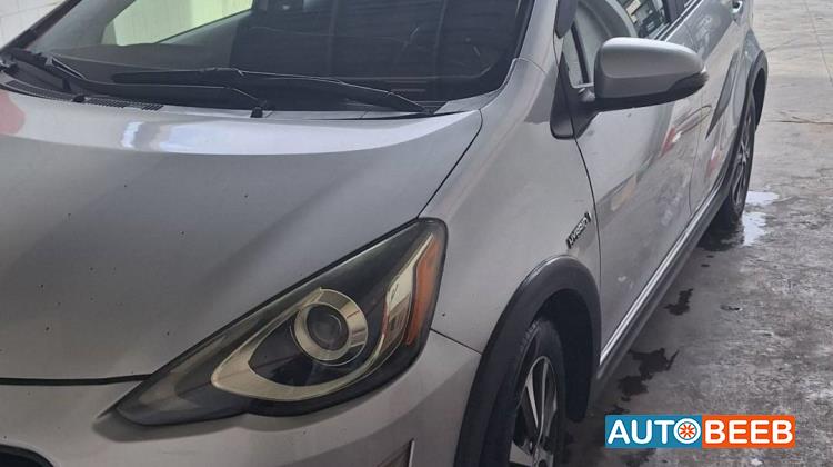 Toyota Prius C 2018