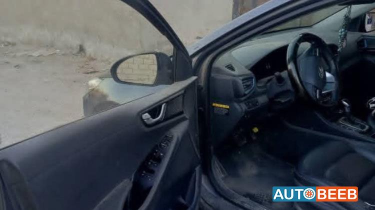 Hyundai Ioniq 2017