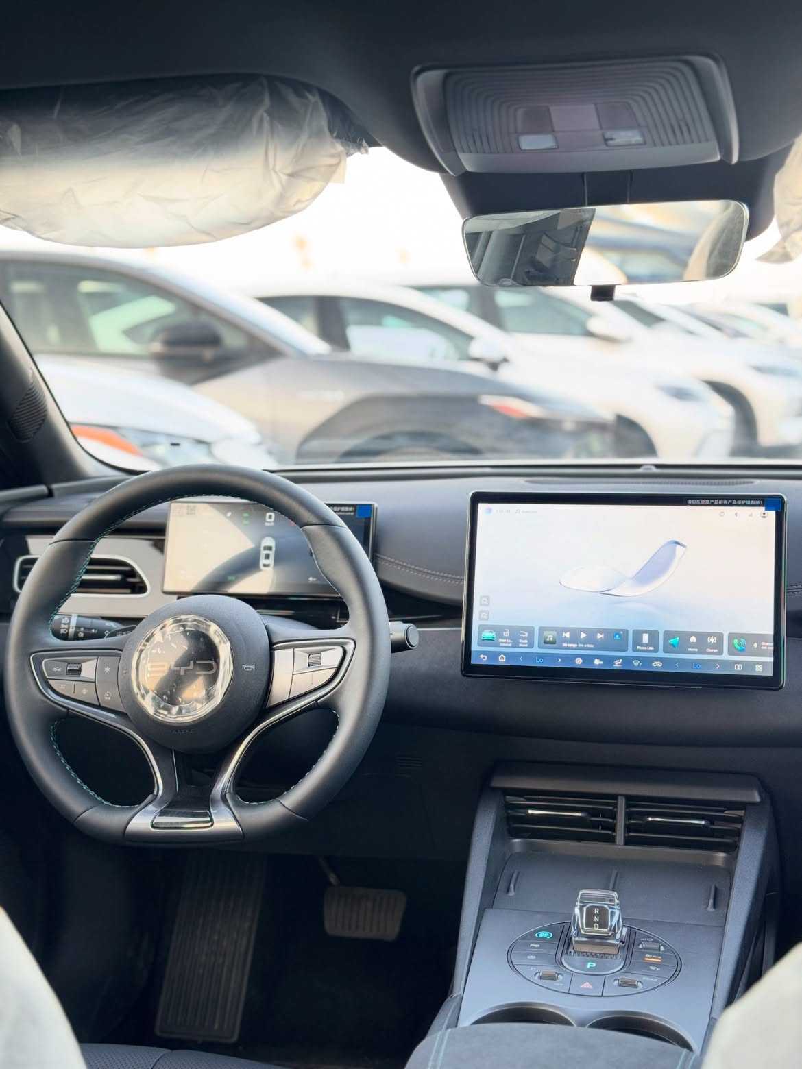 بي واي دي سيل 2025