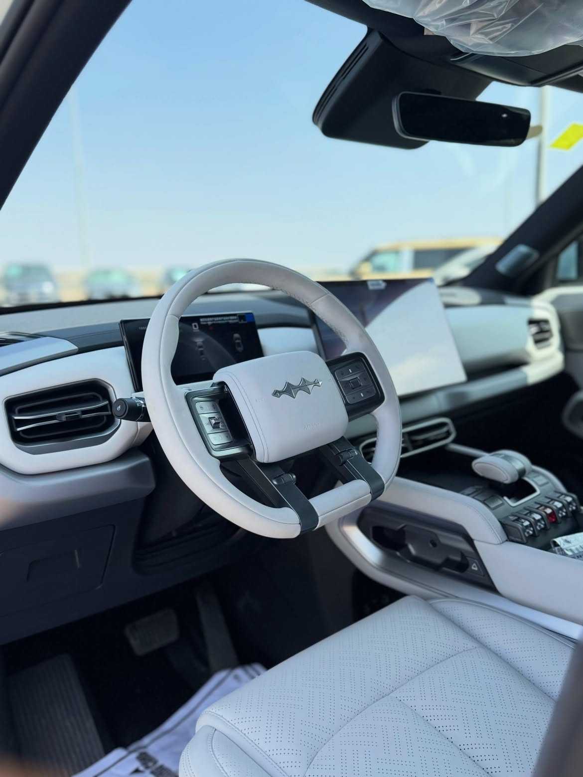 بي واي دي ليوبارد 3 2025