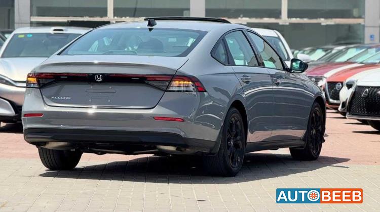 هوندا اكورد 2025