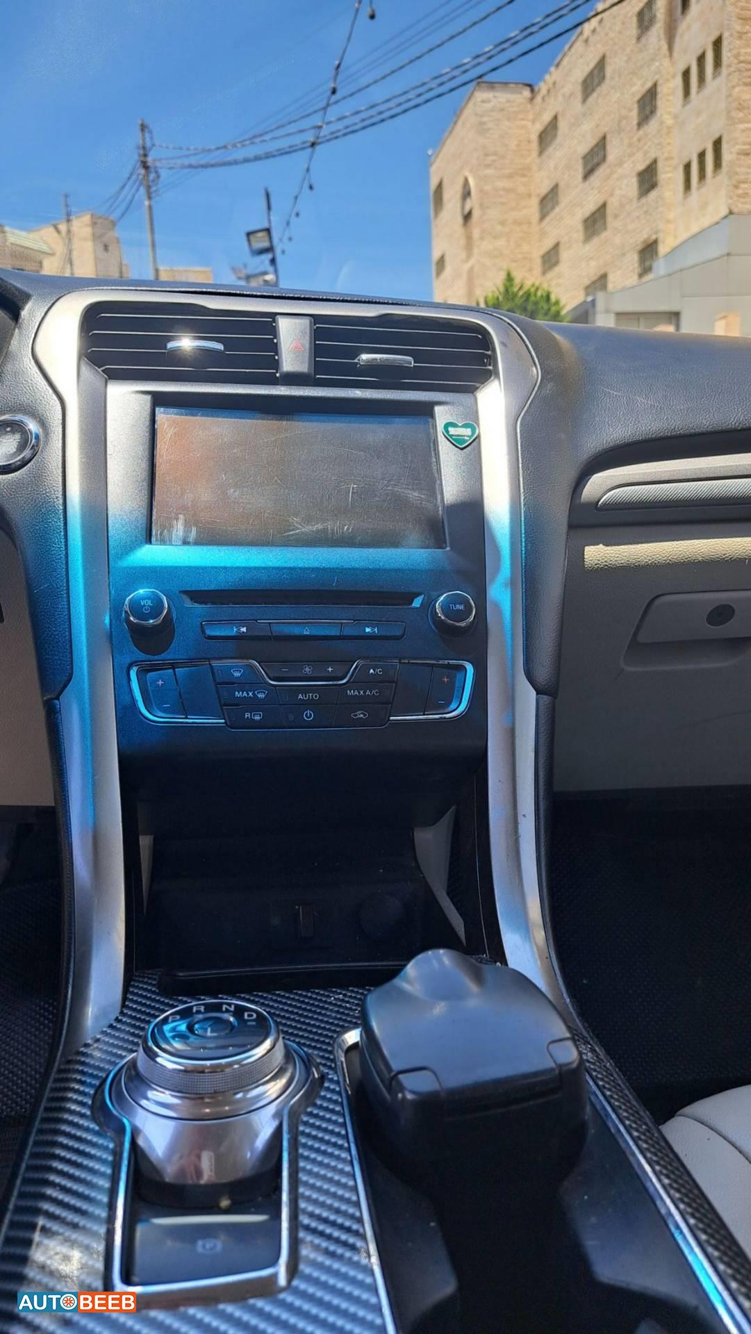 Ford Fusion 2018
