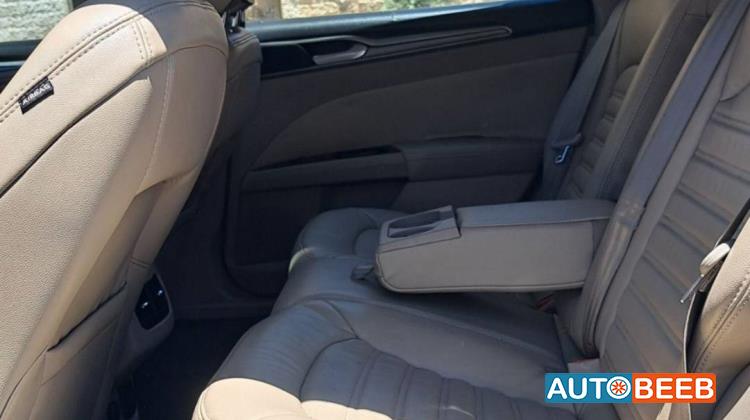 Ford Fusion 2018