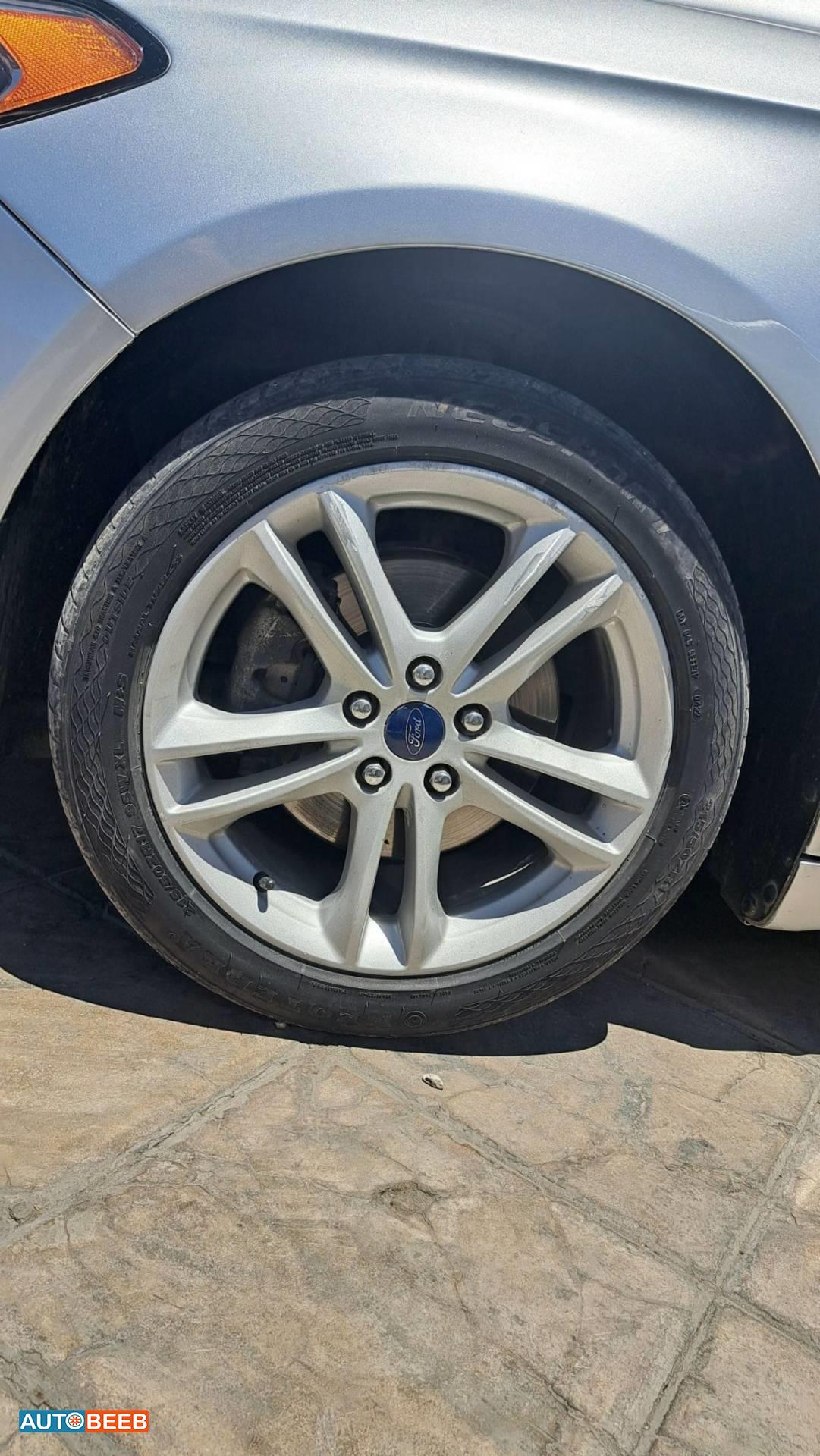 Ford Fusion 2018