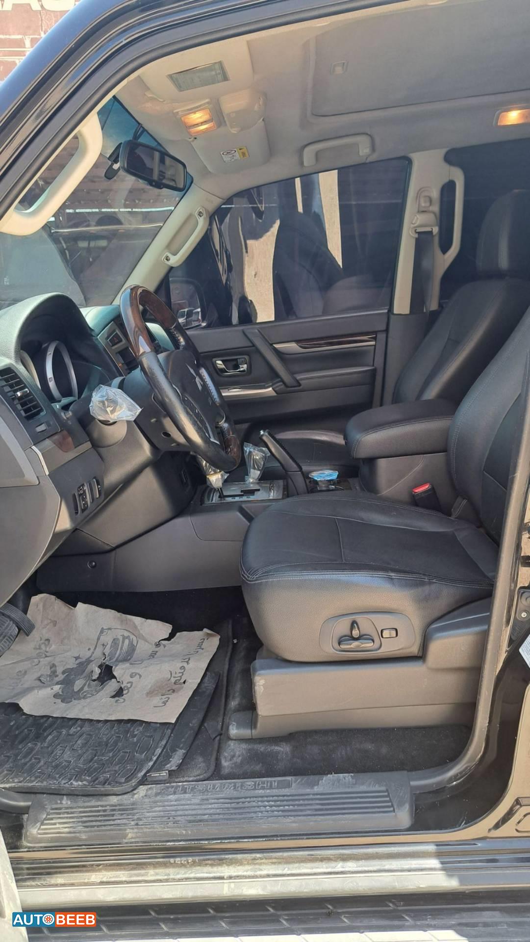 Mitsubishi Pajero 2018