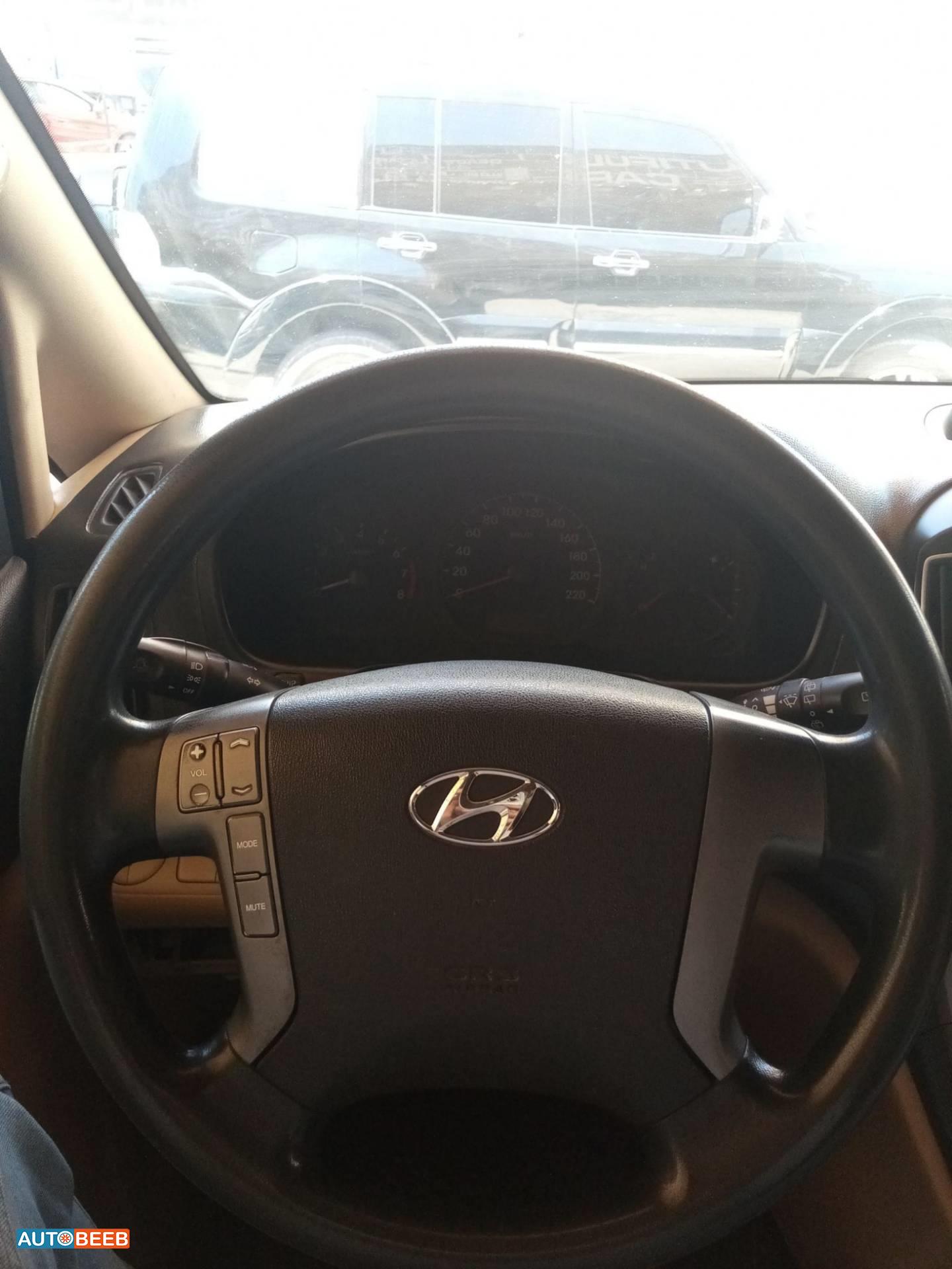 Hyundai H1 2018