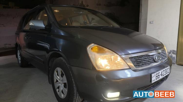 KIA Carnival 2013