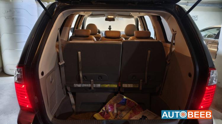 KIA Carnival 2013