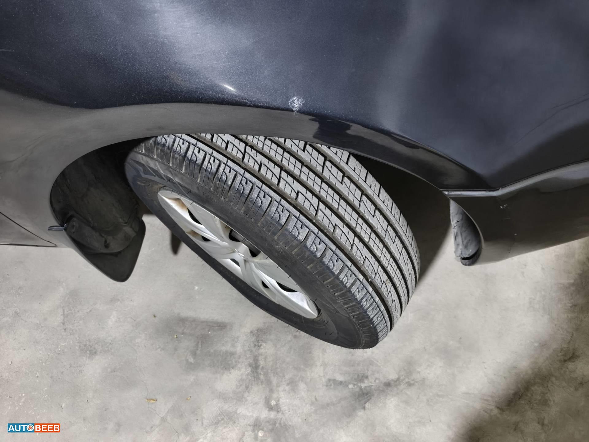 KIA Carnival 2013