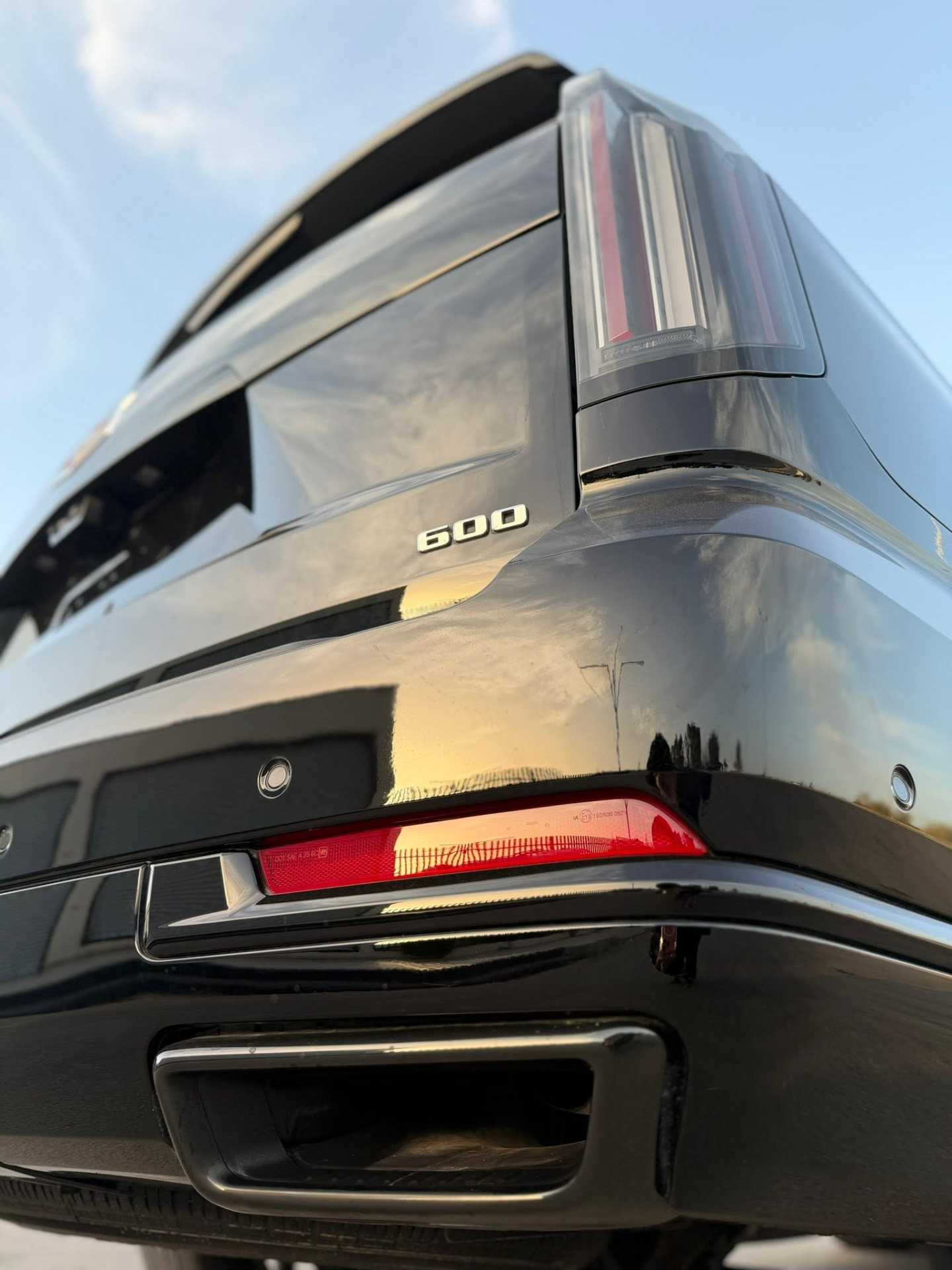 Cadillac Escalade 2025