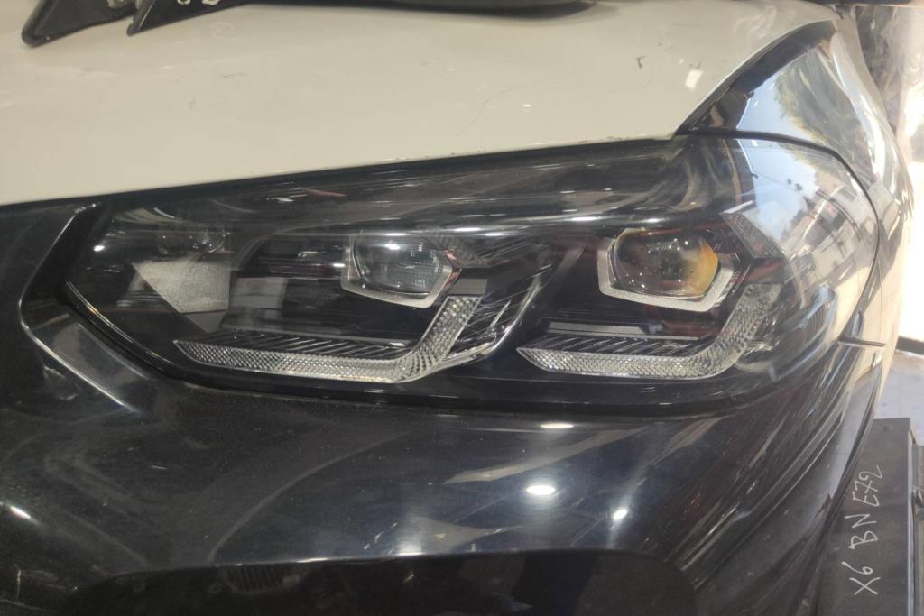 Lights Front light BMW iX3