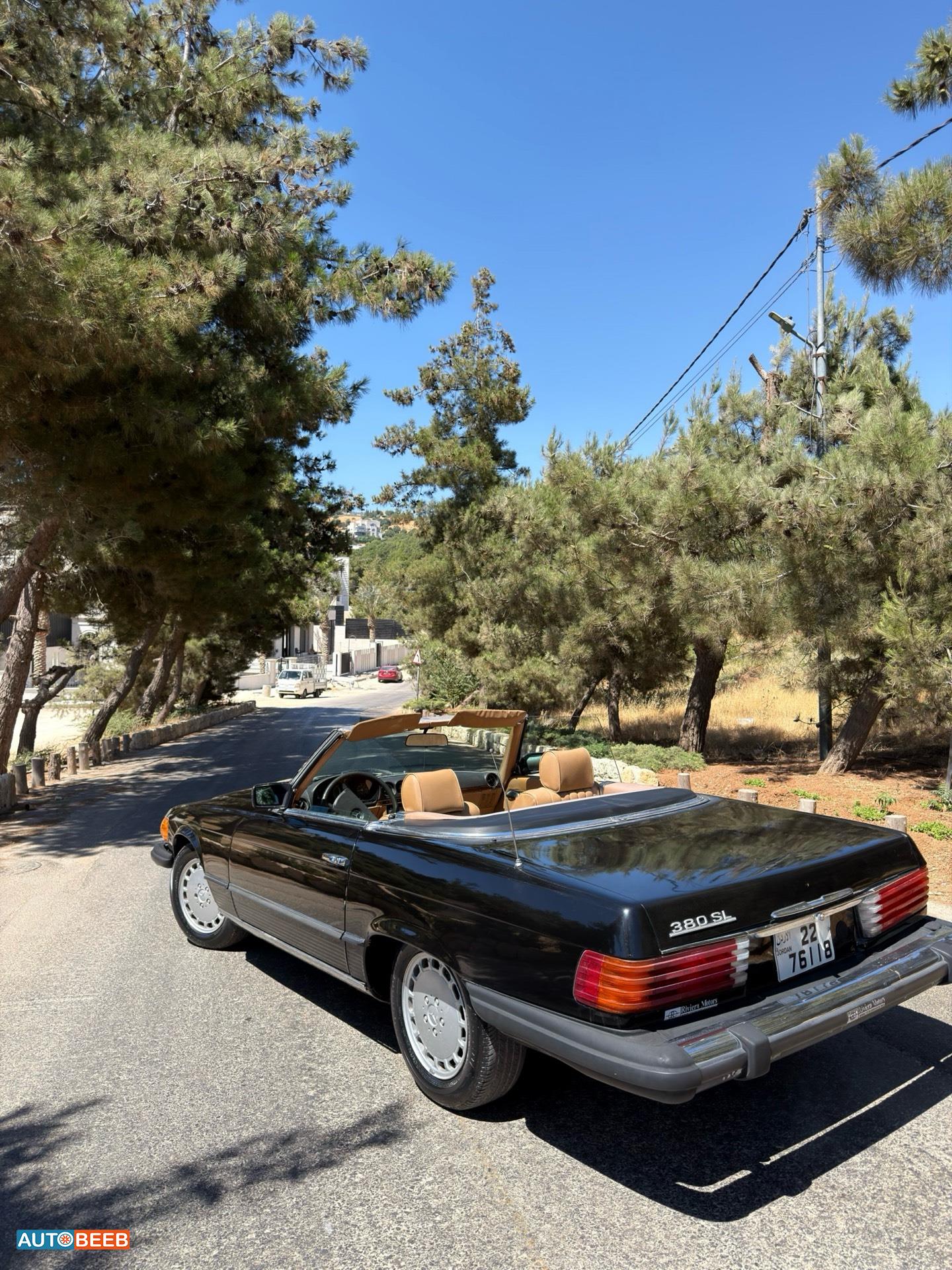Mercedes Benz SL380 1982